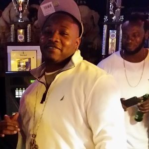 Meet your Posher, Devin